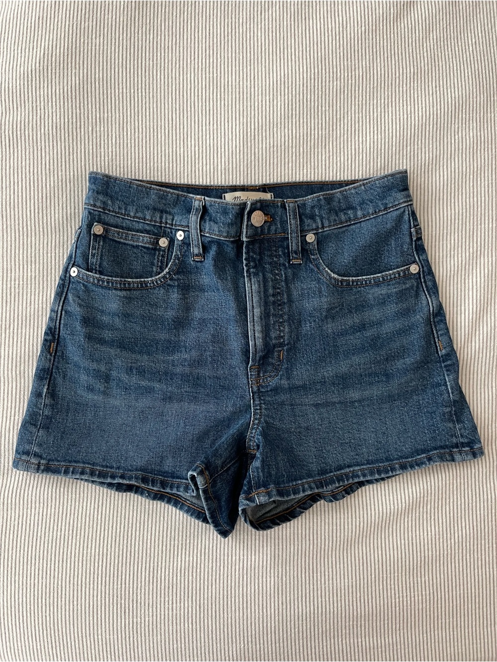 Madewell The Perfect Jean Short Size 27